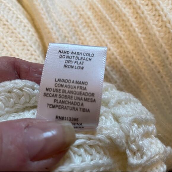 NWT En Crème Crew Neck Angora Blend Sweater Size L - Picture 9 of 12